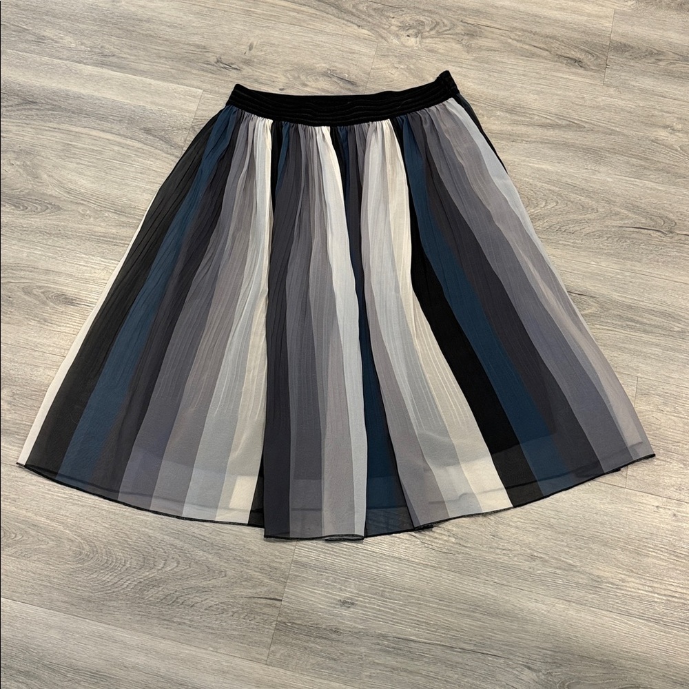 Metrowear Black and Blue Garment size XL